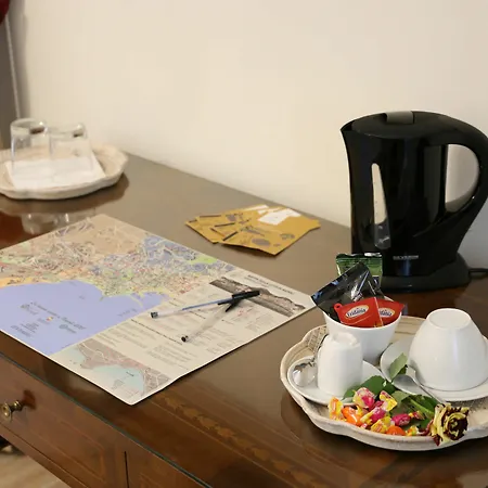 Dimora Delle Arti 3* Naples