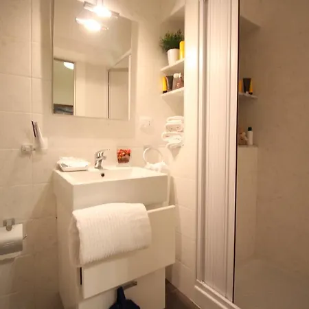 Affittacamere Dimora Delle Arti 3*